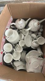 Vaissellerie complete 20€ a récupérer en voiture, Enlèvement ou Envoi
