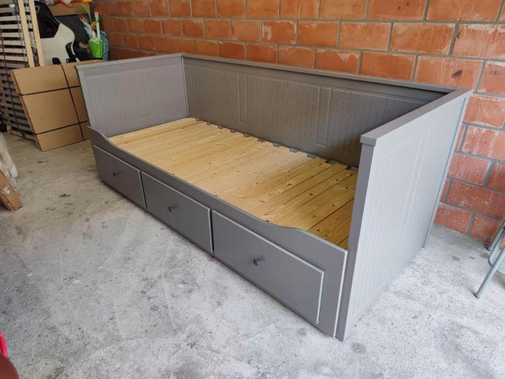 IKEA HEMNES bedbank met 3 lades, Huis en Inrichting, Slaapkamer | Bedden, Gebruikt, 200 cm, Grijs, Ophalen