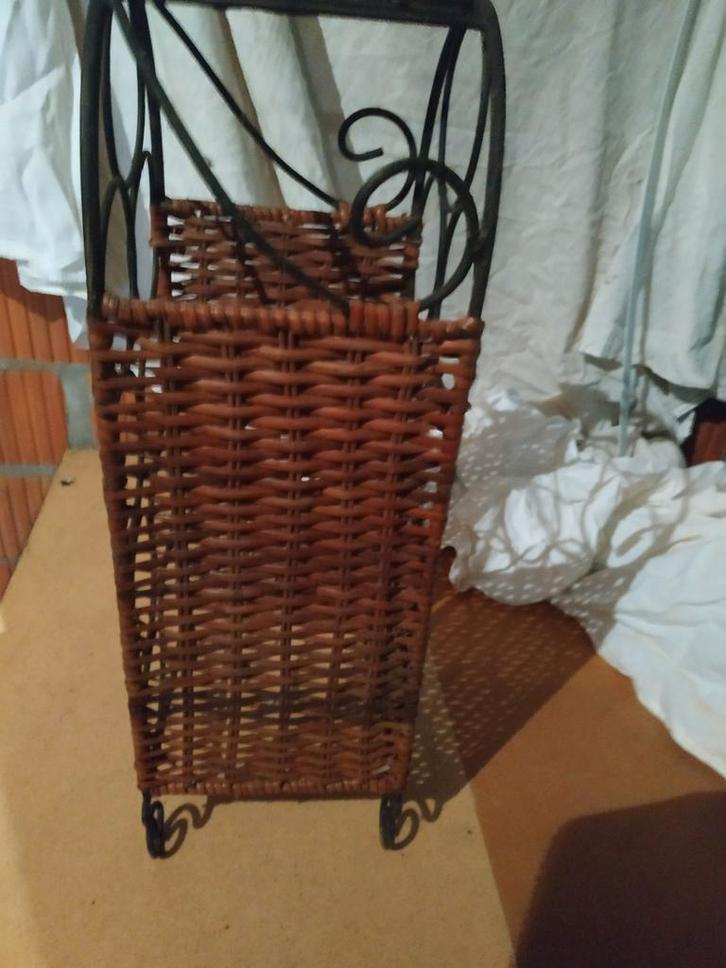 Wijnrekje voor 9 flessen wijn, Huis en Inrichting, Woonaccessoires | Wijnrekken, Nieuw, Ophalen of Verzenden