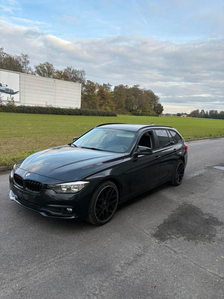 Bmw f31 318d gekeurd voor verkoop, Auto's, BMW, Particulier, Bluetooth, Diesel, Handgeschakeld, Zwart, Leder, Achterwielaandrijving