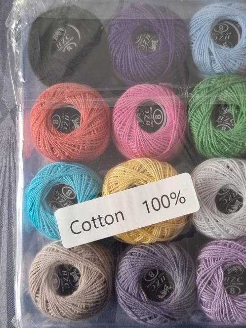 Splinternieuw en nog in originele verpakking!
16- bollen mee, Hobby en Vrije tijd, Breien en Haken, Nieuw, Breien of Haken, Wol of Garen