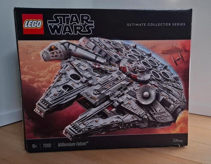 Millennium Falcon (75192), Kinderen en Baby's, Speelgoed | Duplo en Lego, Zo goed als nieuw, Lego, Complete set, Ophalen