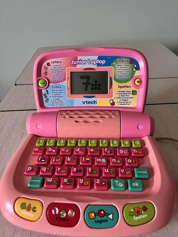 Een spelcomputer van vtech beschikbaar voor biedingen