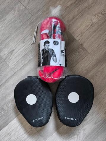 Boksset (handschoenen + pads) beschikbaar voor biedingen