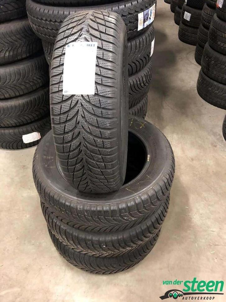 4 x 195-60-15 88T Goodyear Ultragrip 7 Winter Snowflake Goed, Auto-onderdelen, Banden en Velgen, Band(en), Winterbanden, 15 inch