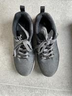Schoenen met stalen tip - maat 38, Kleding | Dames, Schoenen, Grijs, Werkschoenen, Zo goed als nieuw, Ophalen