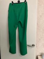 Pantalon vert neuf taille xs à venir chercher sur ans, Vêtements | Femmes, Culottes & Pantalons, Neuf