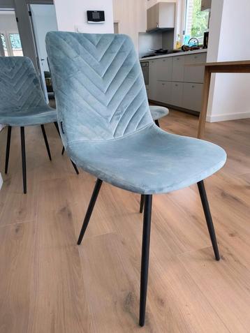 4 stoelen fluweel blauw beschikbaar voor biedingen