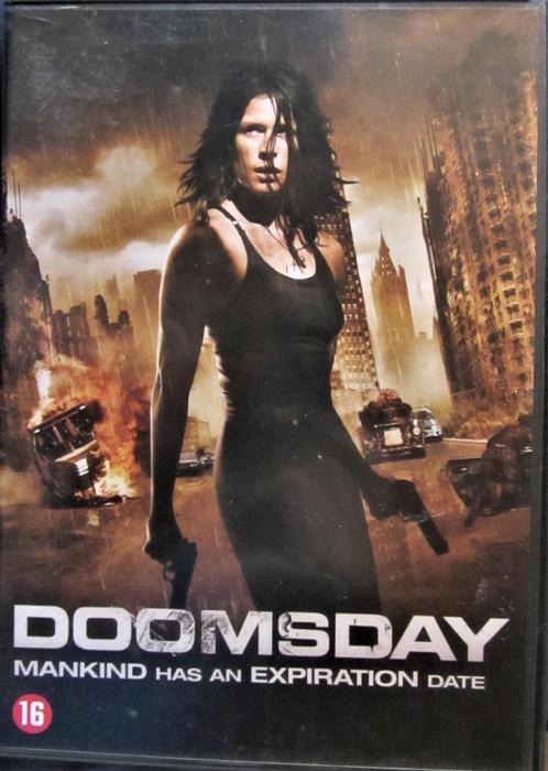 DVD ACTIE- DOOMSDAY, MANKIND HAS AN EXPIRATION DATE, Cd's en Dvd's, Dvd's | Actie, Zo goed als nieuw, Actiethriller, Alle leeftijden