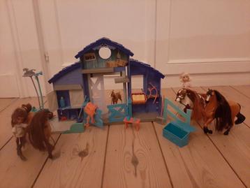 Spirit Stal: Lucky, Spirit, veulen, Abigaëlle & Boomerang beschikbaar voor biedingen