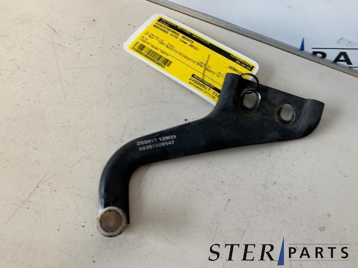 Roulette porte coulissante droite d'un Mercedes Vito (9744), Autos : Pièces & Accessoires, Carrosserie & Tôlerie, Mercedes-Benz