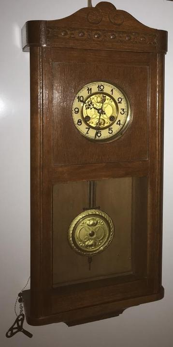 wandklok  Regulateur beschikbaar voor biedingen