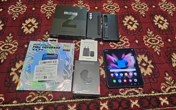 Samsung galaxy Z fold 3 , 512gb
Bijna nieuwe met accessoires, Telecommunicatie, Mobiele telefoons | Samsung, Galaxy Z Fold, Ophalen of Verzenden