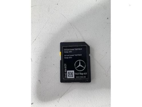 Navigation carte SD d'un Mercedes A-Klasse, Autos : Pièces & Accessoires, Électronique & Câbles, Mercedes-Benz, Neuf, 12 mois de garantie