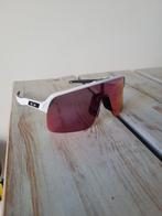 Oakley sutro lite, Ophalen