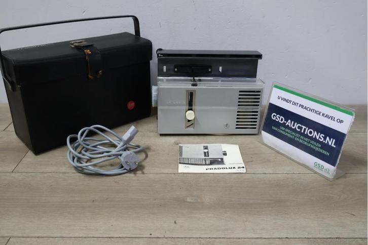 Vintage 'Pradolux 24' Diaprojector van Leitz Wetzlar, Verzamelen, Retro