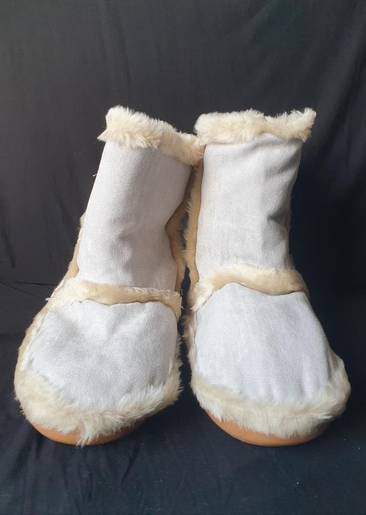 Warme huislaarzen Kipling – maat 38-40 (in nieuwstaat), Kleding | Dames, Schoenen, Zo goed als nieuw, Snowboots, Grijs, Ophalen of Verzenden