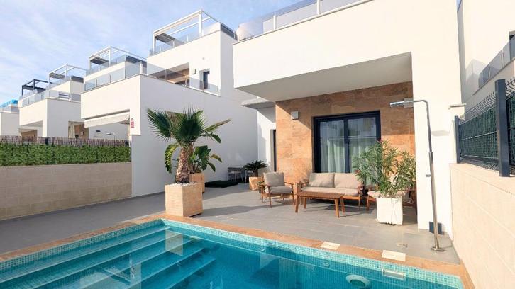 Halfvrijstaande villa te koop in Benijofar - Alicante, Immo, Buitenland, Spanje, Woonhuis, Dorp