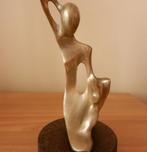 Statuette Mid-Century de Mère Stylisée avec enfant ., Antiek en Kunst, Kunst | Beelden en Houtsnijwerken, Ophalen