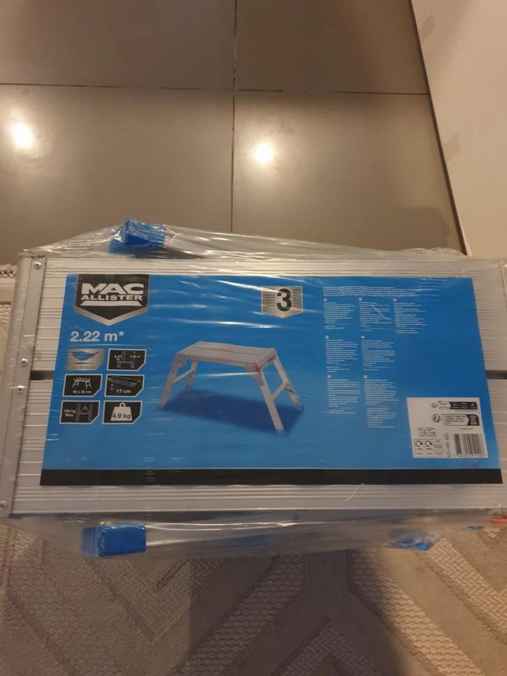 Mac Allister werkplatform 60 x 30 cm - Nieuw, Doe-het-zelf en Bouw, Steigers, Zo goed als nieuw, Ophalen