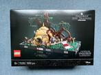 Lego 75330 Star Wars Dagobah Jedi Training Diorama NIEUW, Ophalen of Verzenden, Nieuw, Complete set, Lego