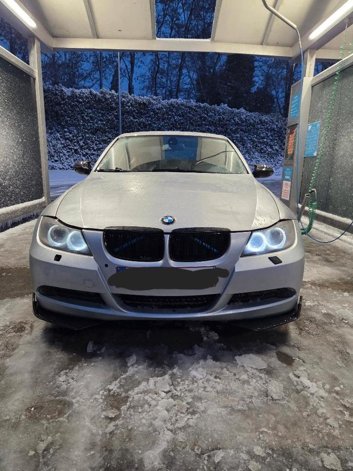 Bmw 318d e90, Autos, BMW, Entreprise, Série 3, Diesel, Euro 4, Berline, 5 portes, Boîte manuelle, Argent ou Gris, Autres couleurs