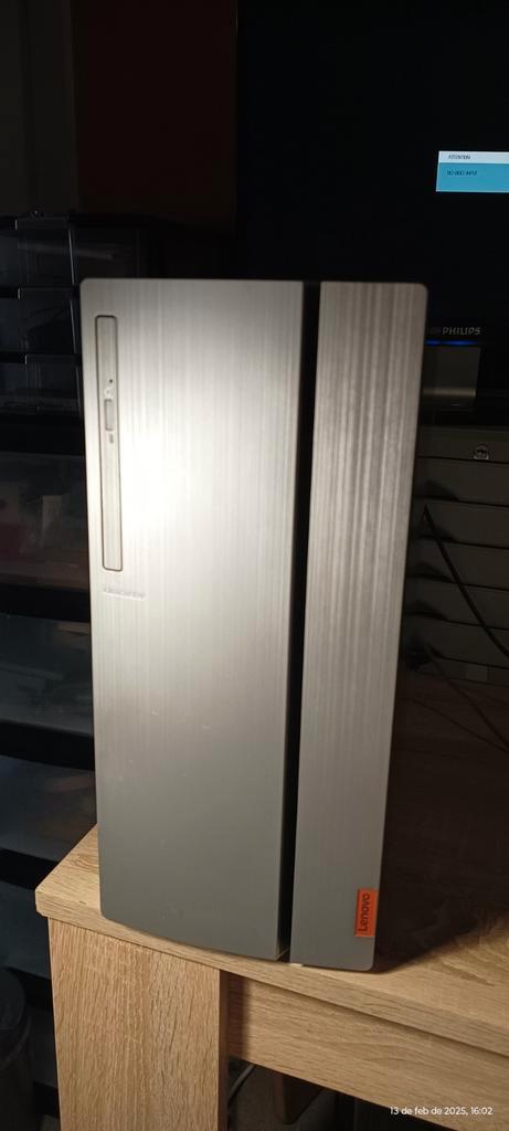 Lenovo Ideacentre 720-18IKL, Computers en Software, Desktop Pc's, Zo goed als nieuw, HDD, SSD, Ophalen of Verzenden