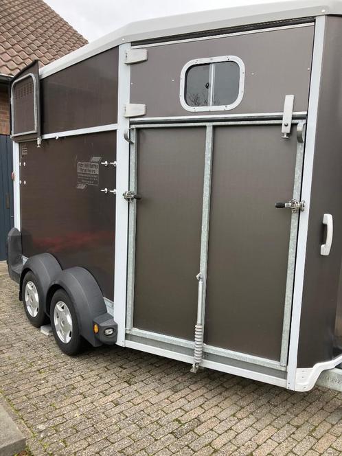 Ifor Williams hb511, Animaux & Accessoires, Chevaux & Poneys | Semi-remorques & Remorques, Comme neuf, Remorque 2 chevaux, Aluminium