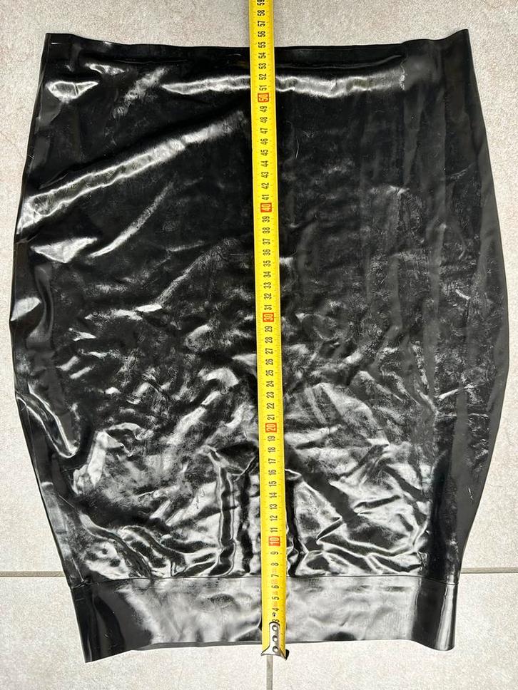 Latex rok L - Blackstyle, Kleding | Dames, Rokken, Gedragen, Maat 42/44 (L), Zwart, Knielengte, Ophalen of Verzenden