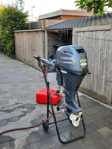 Buitenboordmotor Yamaha F20BMH 20PK 4-takt beschikbaar voor biedingen