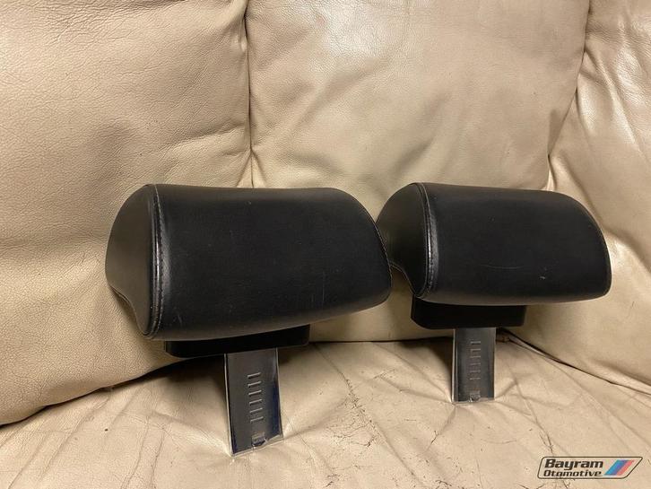 Bmw E34 hoofdsteunen achter zwart lederen E32 7-serie m5, Auto-onderdelen, Interieur en Bekleding, BMW, Gebruikt, Ophalen of Verzenden