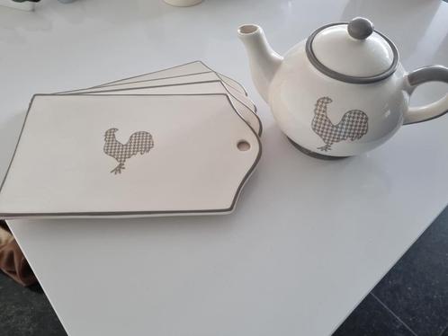 Ontbijtplankjes en theepot, Huis en Inrichting, Keuken | Servies, Kom(men), Ophalen