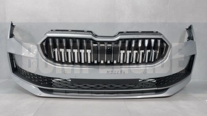 Bumper SKODA SUPERB IV 2023-3P0807221 Voorbumper MZ2254, Auto-onderdelen, Carrosserie, Bumper, Voor, Gebruikt, 6 maanden garantie