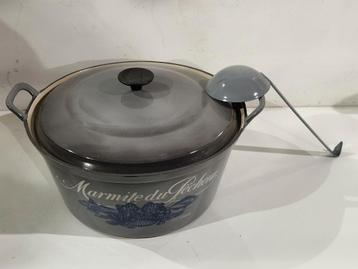 Le Creuset , Marmite de Pecheur , met originele lepel  beschikbaar voor biedingen
