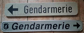 panneau directionnel gendarmerie 