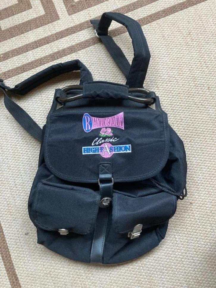 rugzak Rhetorique, Handtassen en Accessoires, Tassen | Rugtassen, Zo goed als nieuw, Overige merken, 25 tot 40 cm, 30 tot 45 cm