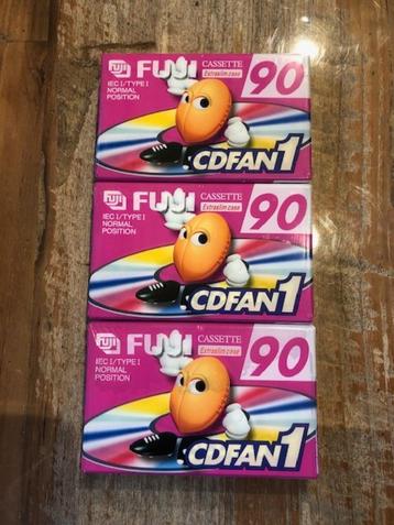 3 cassettes FUJI scellées 90 cd/fan1, Enlèvement ou Envoi, Avec boîte de rangement, étagère ou coffret, Autres genres, Neuf, dans son emballage