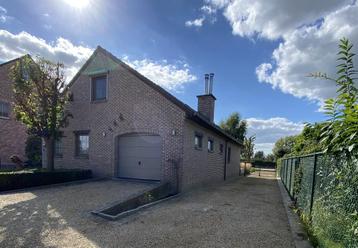 Huis te huur in Ninove, 4 slpks beschikbaar voor biedingen