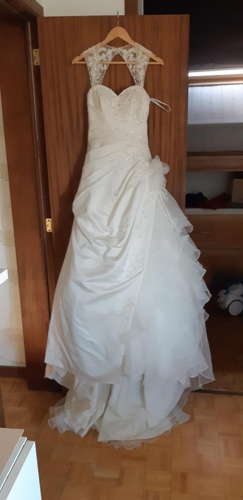 Robe de mariage T36 ivoire - haute qualité, Kleding | Dames, Trouwkleding en Trouwaccessoires, Gedragen, Trouwjurk, Ophalen