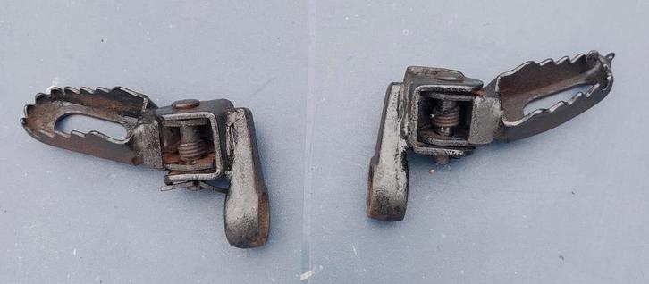 Reposes pieds avant Yamaha DT 250 / 400 MX 1977-1980, Motos, Pièces | Yamaha, Utilisé, Enlèvement ou Envoi