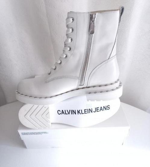 Calvin Klein Limited Edition maat 41/41,5 nieuw, Kleding | Heren, Schoenen, Nieuw, Boots, Wit, Ophalen of Verzenden