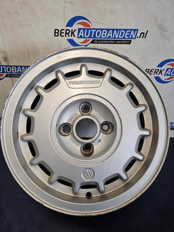Originele vintage Volkswagen 14 Inch velgen 4x100x57.1 (Set, Autos : Pièces & Accessoires, Pneus & Jantes, Jante(s), 14 pouces