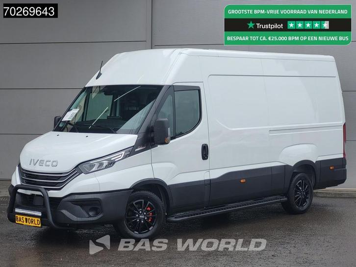 Iveco Daily 35S21 3.0L Automaat Black Edition 2025 model L2H, Auto's, Bestelwagens en Lichte vracht, Bedrijf, Te koop, Achteruitrijcamera