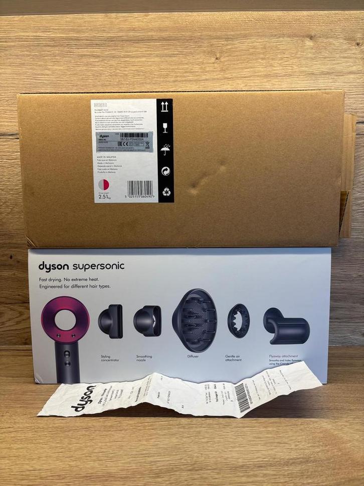Dyson Supersonic Föhn HD08, Handtassen en Accessoires, Uiterlijk | Haarverzorging, Zo goed als nieuw, Haardroger, Ophalen of Verzenden