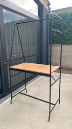 Ikea Haverud bartafel met accessoires en 2 krukjes, Ophalen, Zo goed als nieuw