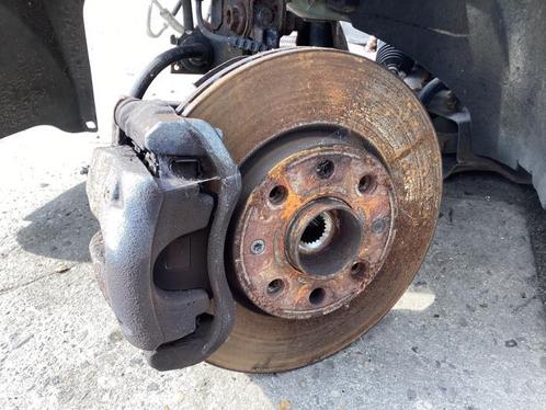 Fusee links-voor van een Opel Corsa, Auto-onderdelen, Ophanging en Onderstel, Opel, Gebruikt, 3 maanden garantie, Ophalen of Verzenden
