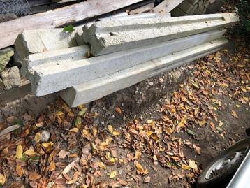 betonpalen beschikbaar voor biedingen