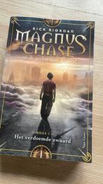 Rick Riordan - Het verdoemde zwaard, Verzenden, Zo goed als nieuw, Rick Riordan