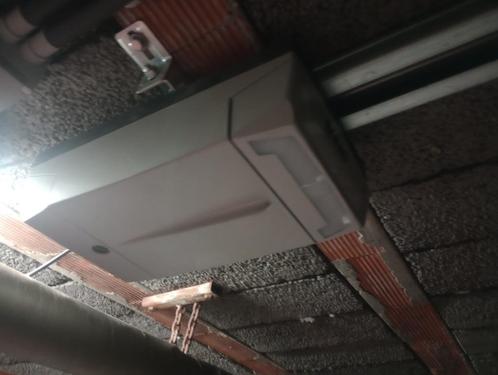 Motor garagepoort, Doe-het-zelf en Bouw, Motoren, Gebruikt, Elektromotor, Ophalen