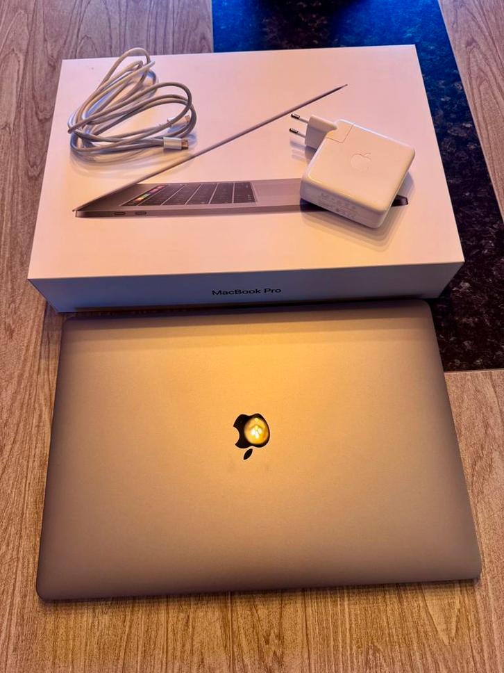 Macbook pro 15 inch i7 te koop, Computers en Software, Windows Laptops, Zo goed als nieuw, 15 inch, Azerty, Ophalen